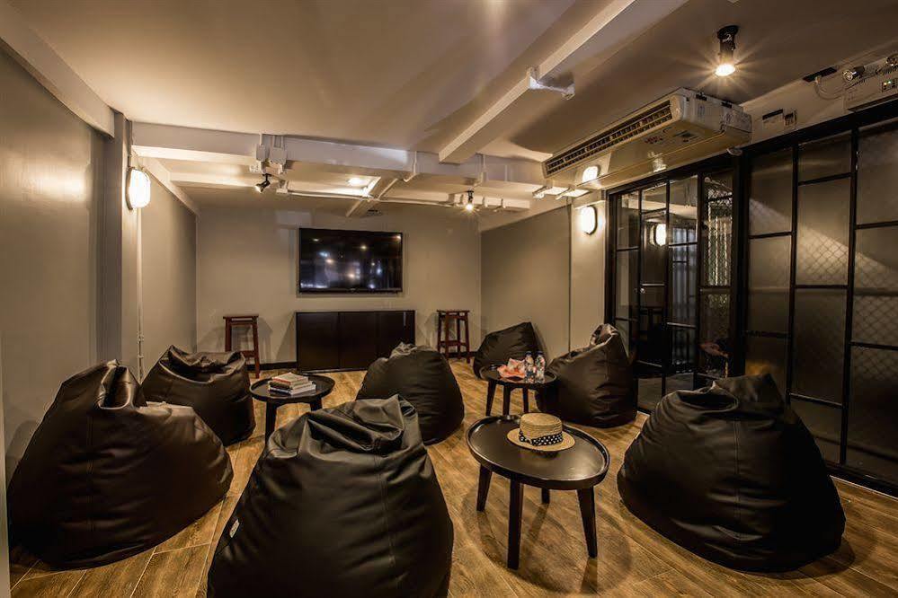 The Blocks Sukhumvit 10 Хостел Бангкок